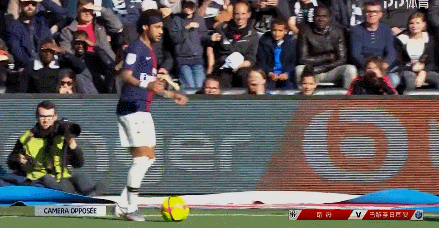 马卡：罗马先租后买拉斯帕多里遭拒，马竞要求强制买断条款（马卡：罗马租借+买断追拉斯帕多里受阻，马竞坚持强制买断条款）