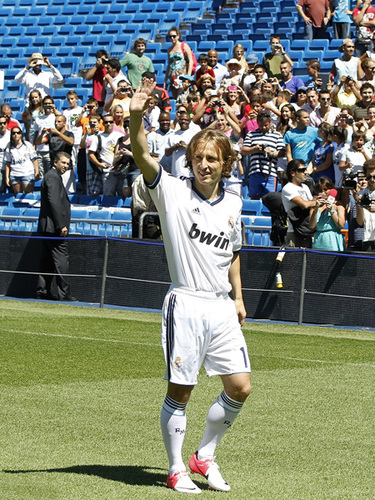 官方：西汉姆联免签原纽卡前锋威尔逊，双方签约1年