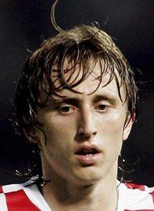 NBA杯战报：亚历山大37分8助，雷霆123-119险胜太阳